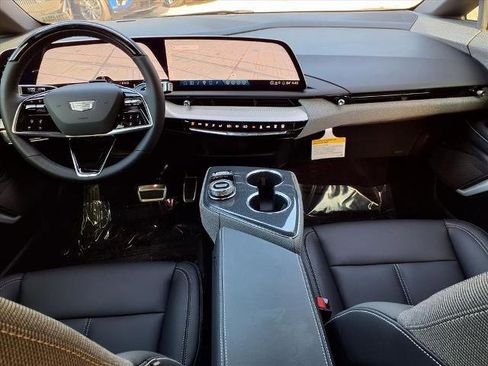 New 2026 Cadillac Optiq Sport 1 image 11