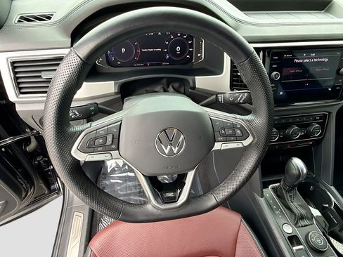 Used 2023 Volkswagen Atlas Cross Sport SEL Premium R-Line AWD/4WD image 39