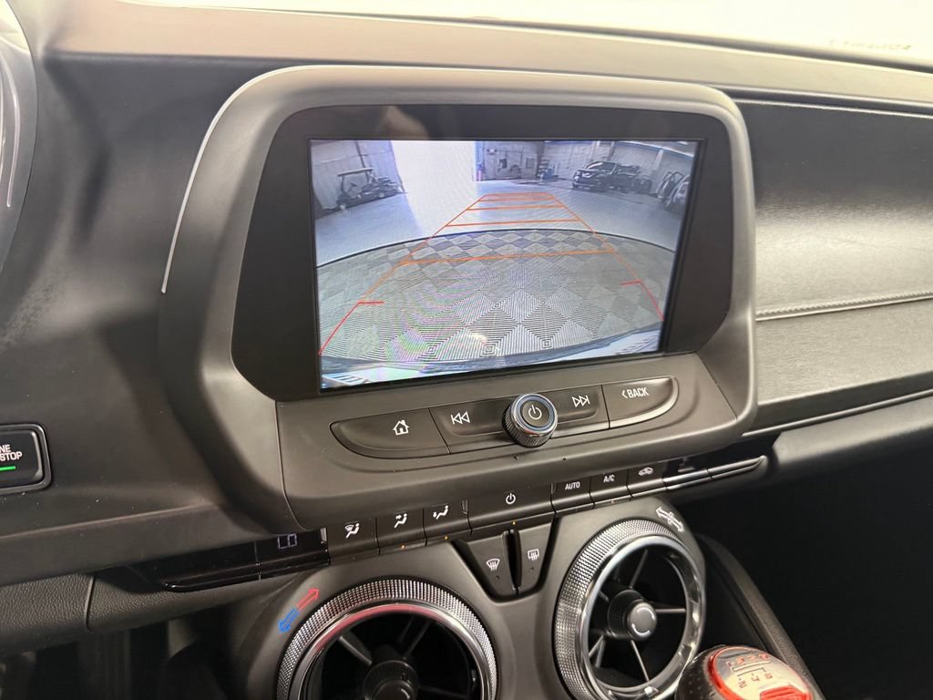 Used 2016 Chevrolet Camaro SS RWD image 27