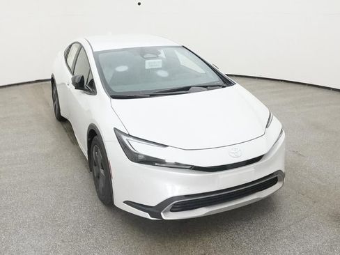 New 2025 Toyota Prius Plug-In Hybrid FWD image 14