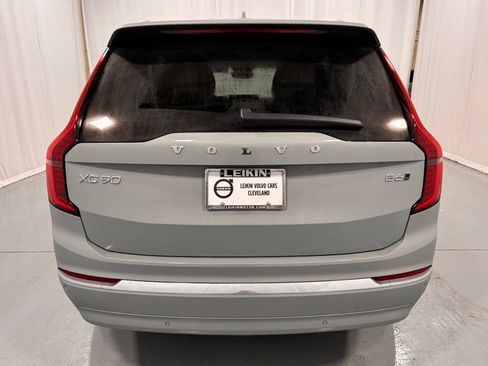 New 2026 Volvo XC90 B6 Ultra w/ Protection Package AWD/4WD image 7