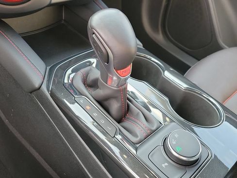 Used 2019 Chevrolet Blazer RS w/ Sun and Wheels Package FWD image 34