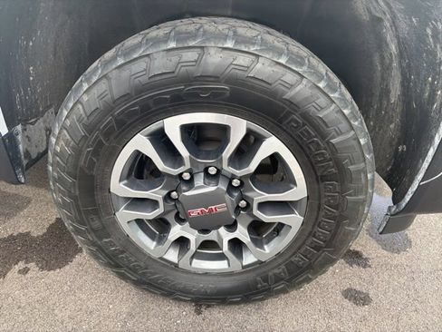 Used 2024 GMC Sierra 3500 SLT w/ SLT Convenience Package AWD/4WD image 5