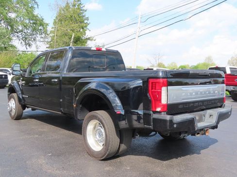 Used 2018 Ford F450 Platinum w/ Platinum Ultimate Package image 4