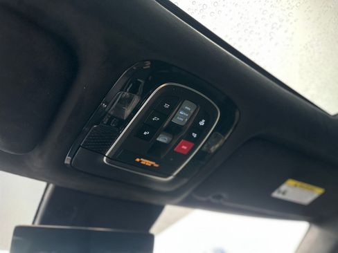 Used 2024 Hyundai Palisade Calligraphy image 24