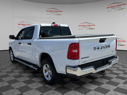 Used 2025 RAM 1500 Big Horn AWD/4WD image 5