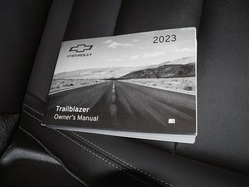 Certified 2023 Chevrolet TrailBlazer ACTIV w/ Convenience Package image 41