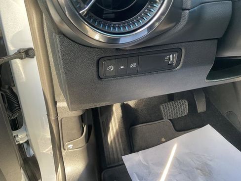 New 2026 Chevrolet Equinox EV LT image 8