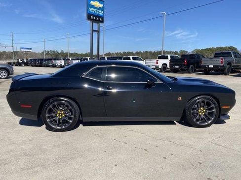 Used 2023 Dodge Challenger R/T Scat Pack w/ Plus Package RWD image 6