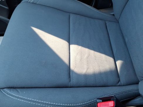 Used 2024 Nissan Frontier SV w/ Technology Package image 22