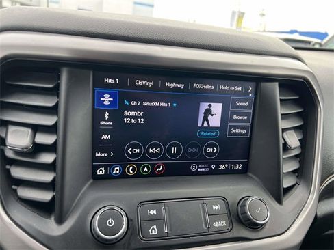 Certified 2023 GMC Acadia AT4 image 28