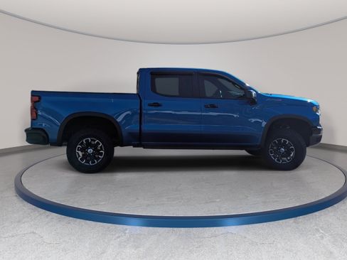 Used 2023 Chevrolet Silverado 1500 ZR2 AWD/4WD image 4