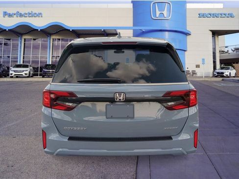New 2026 Honda Odyssey Sport-L image 4