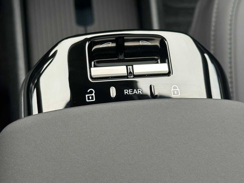 New 2026 Volvo EX30 Ultra image 30