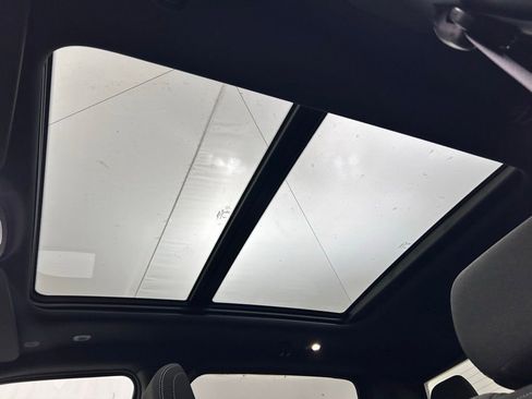 New 2026 RAM 1500 4x4 Crew Cab image 27