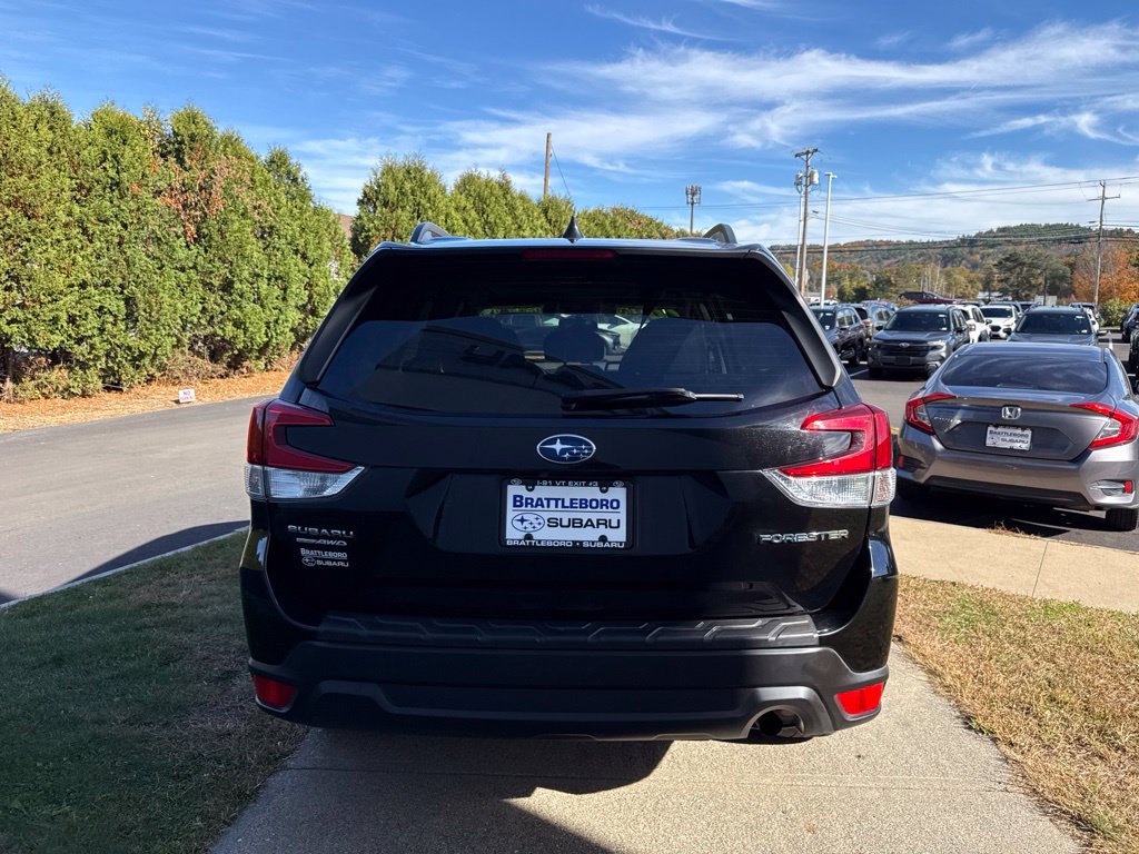 Used 2020 Subaru Forester Premium AWD/4WD image 5