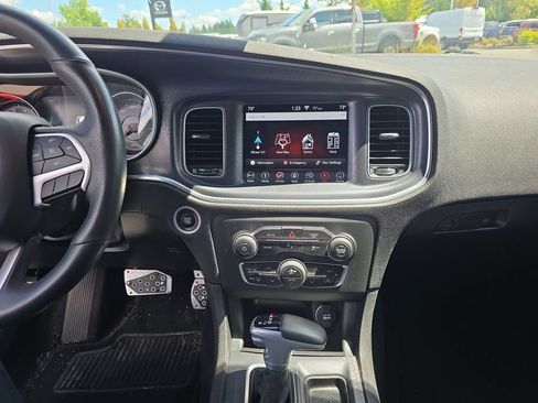 Used 2018 Dodge Charger R/T w/ Plus Group RWD image 26