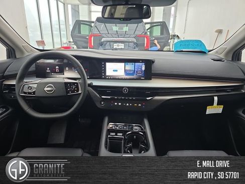 New 2025 Nissan Murano SL w/ Cargo Package AWD/4WD image 12