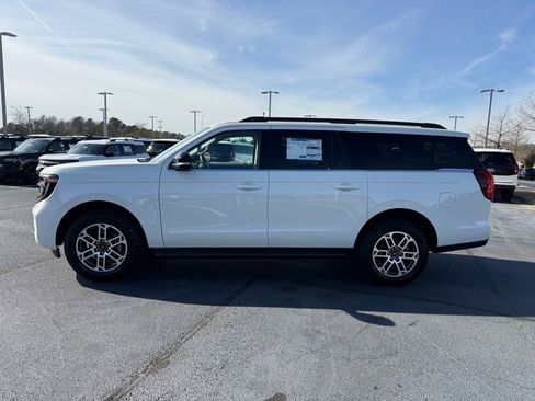 New 2026 Ford Expedition Max Active image 4