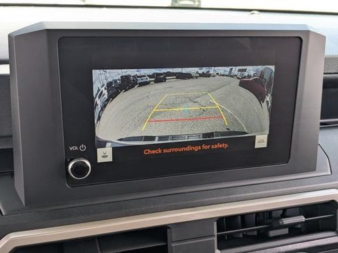 Used 2024 Toyota Tacoma SR RWD image 21