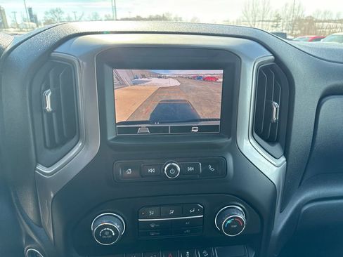 Certified 2024 Chevrolet Silverado 2500 Custom w/ Custom Convenience Package image 19