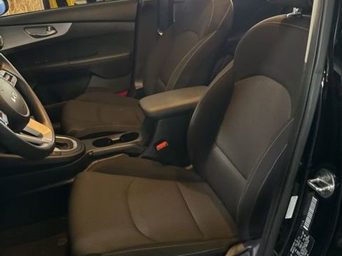 Certified 2024 Kia Forte LXS image 5