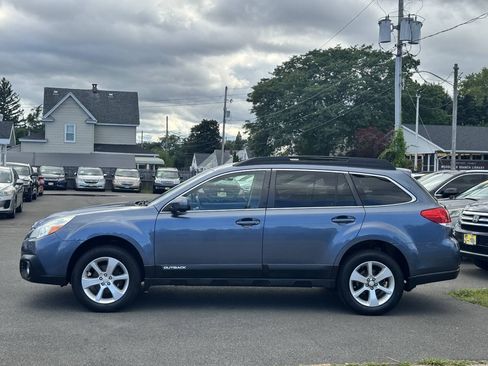 Used 2014 Subaru Outback 2.5i Premium AWD/4WD image 4