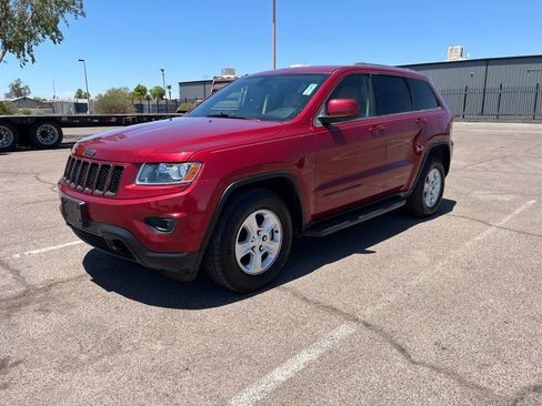 Used 2014 Jeep Grand Cherokee Laredo w/ Quick Order Package 23E image 4