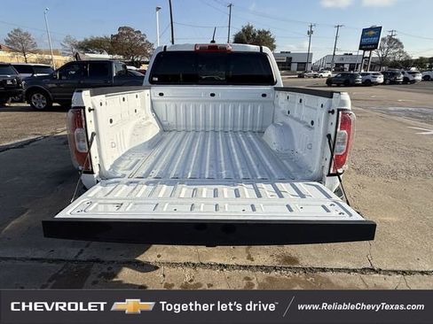 Used 2022 GMC Canyon AT4 w/ Trailering Package image 33