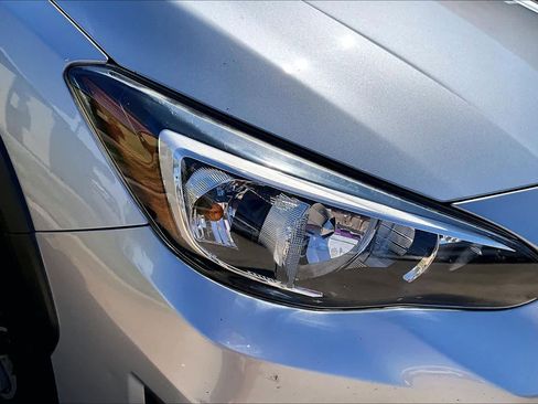 Used 2018 Subaru Crosstrek 2.0i AWD/4WD image 25