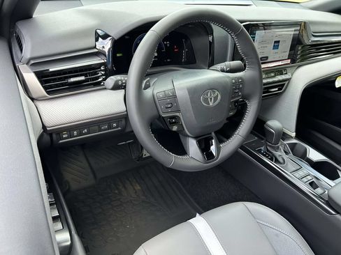 New 2026 Toyota Camry SE w/ Convenience Package FWD image 12