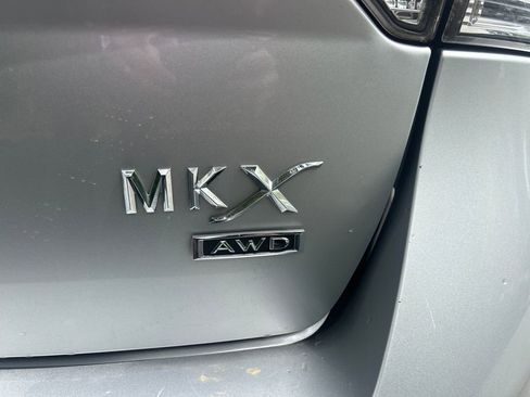 Used 2015 Lincoln MKX AWD w/ Equipment Group 102A image 16