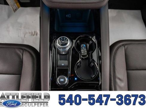 New 2026 Ford Explorer Platinum w/ LUX Leather Package image 31