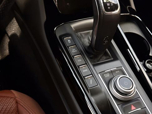 Used 2022 Maserati Levante Modena AWD/4WD image 11