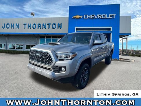 Used 2019 Toyota Tacoma TRD Sport w/ Technology Package image 1