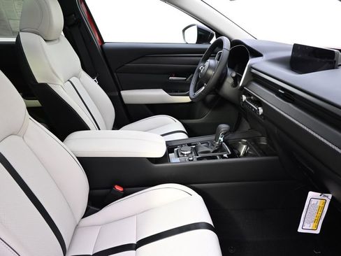 New 2026 MAZDA CX-50 AWD 2.5 S w/ Cargo Package image 16