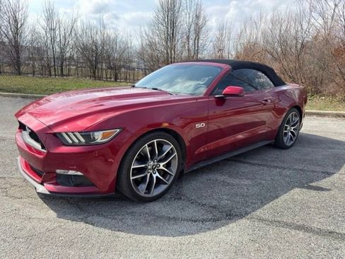 Used 2015 Ford Mustang GT Premium w/ Equipment Group 401A RWD image 4