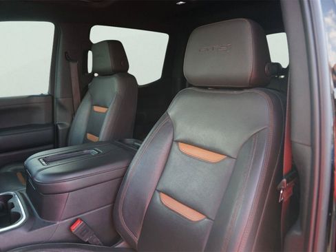 Used 2020 GMC Sierra 1500 AT4 w/ AT4 Premium Package AWD/4WD image 10