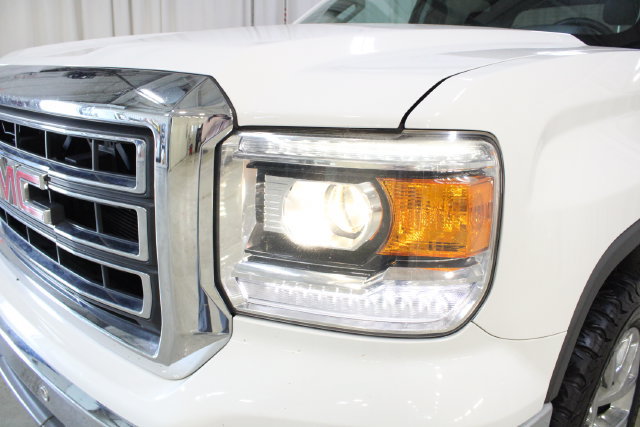 Used 2014 GMC Sierra 1500 SLT w/ SLT Crew Cab Value Package AWD/4WD image 33