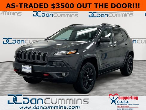 Used 2015 Jeep Cherokee Trailhawk AWD/4WD image 1