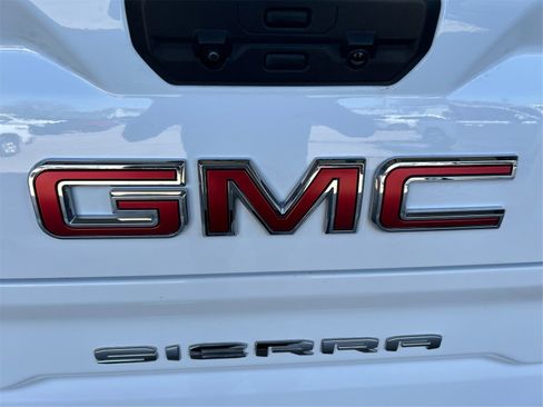 Used 2025 GMC Sierra 1500 SLT image 24
