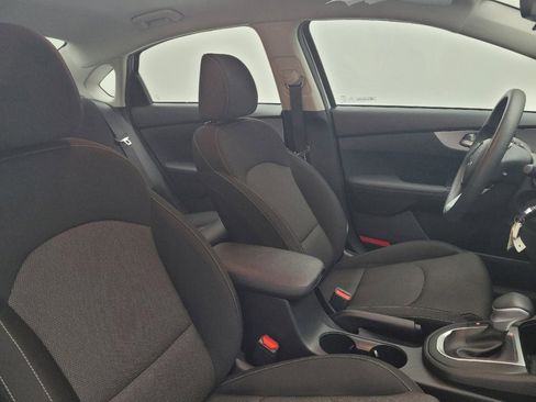 Used 2023 Kia Forte LX FWD image 21