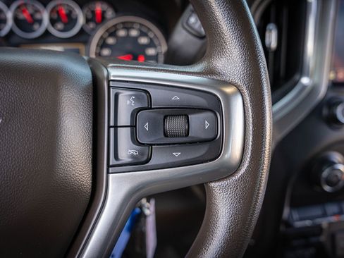 Used 2020 Chevrolet Silverado 1500 LT w/ Trailering Package image 18