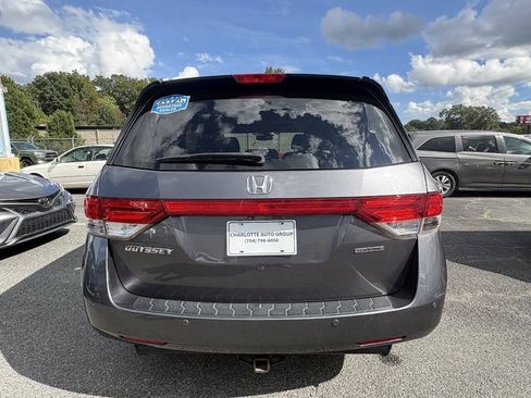 Used 2017 Honda Odyssey Touring image 4