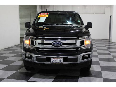 Used 2020 Ford F150 XLT image 2