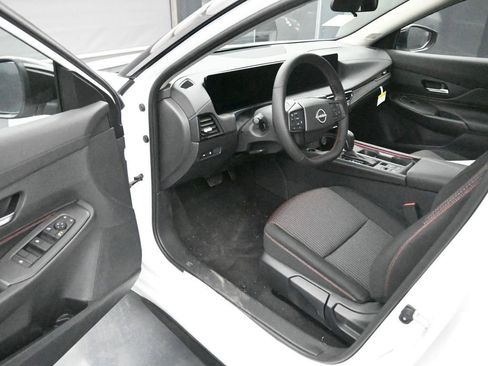 New 2026 Nissan Sentra SR w/ SR All Weather Package FWD image 10