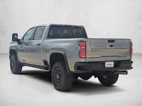 New 2026 Chevrolet Silverado 2500 ZR2 AWD/4WD image 9