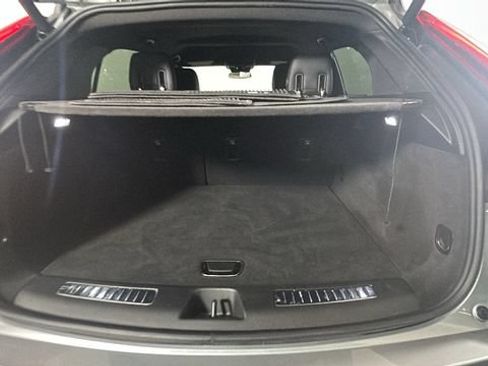 Used 2024 Cadillac XT4 Premium Luxury AWD/4WD image 24
