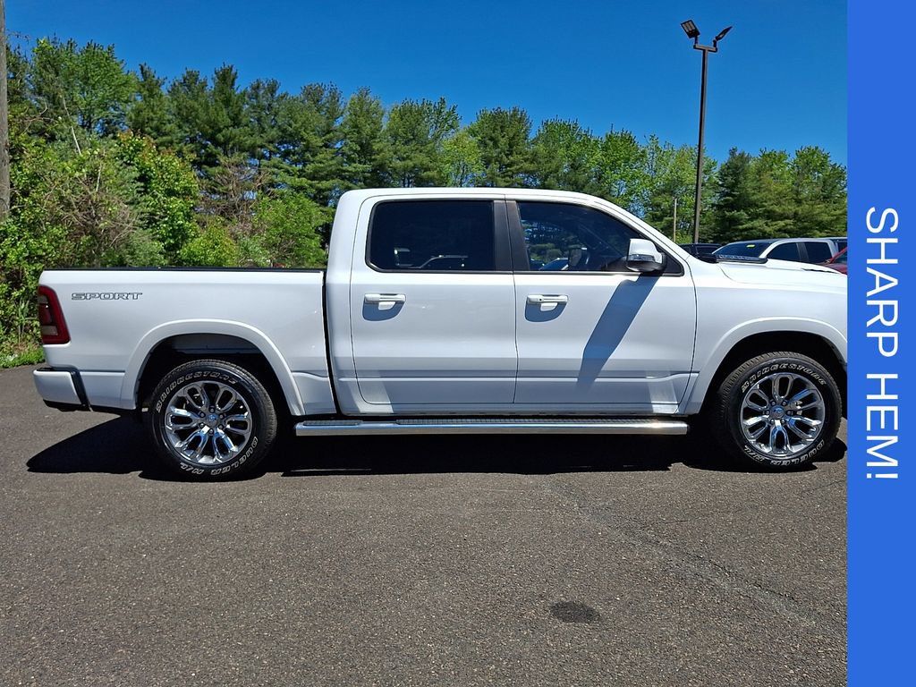 Used 2022 RAM 1500 Laramie AWD/4WD image 7