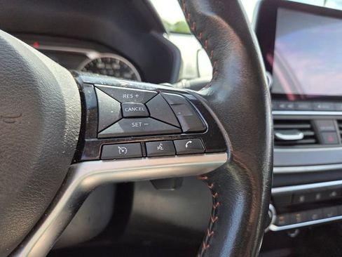Used 2024 Nissan Altima 2.5 SR FWD image 22